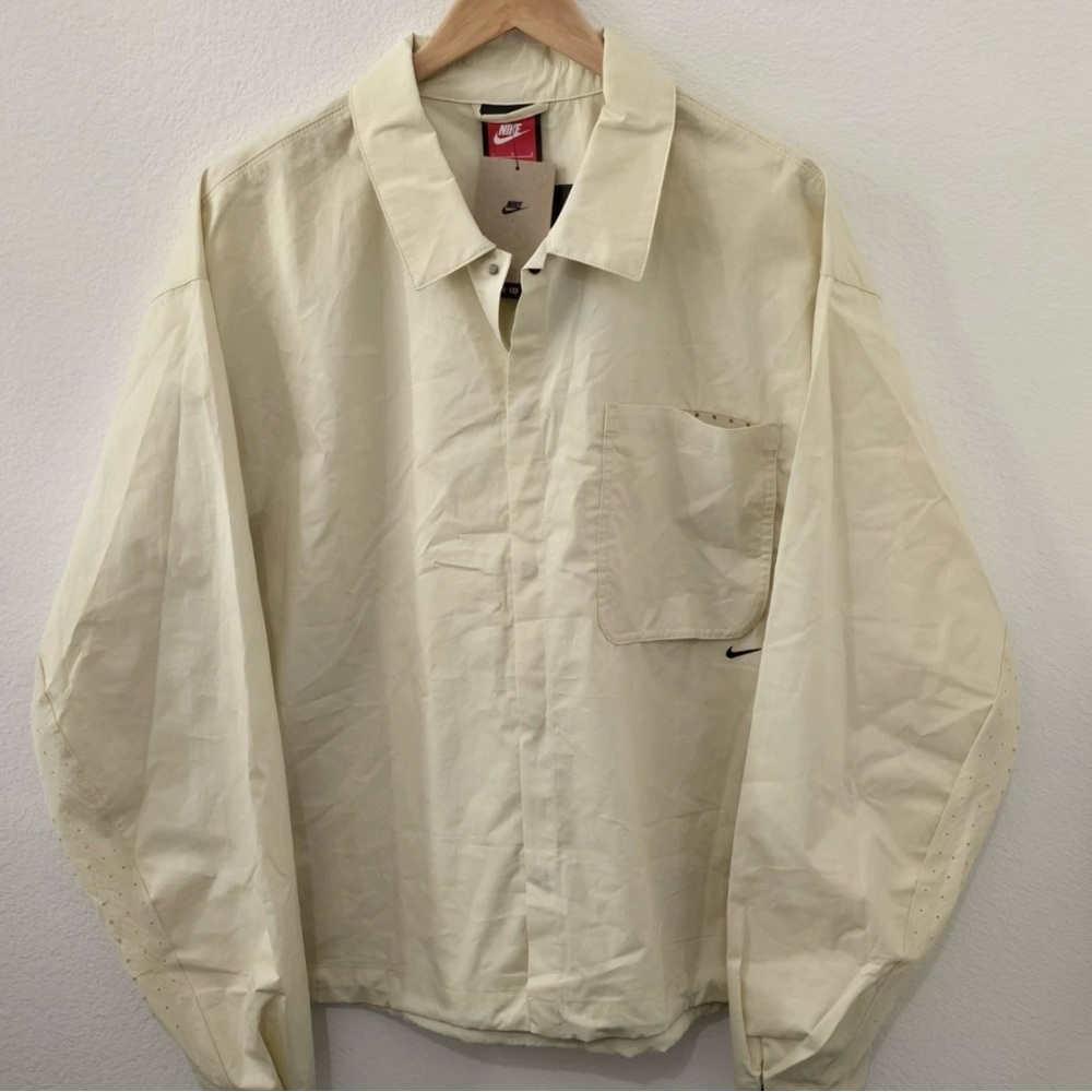 New Nike Tech Men's Button Down Shirt Jacket Light Khaki Large HJ2936-234 - $140